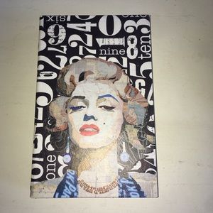 Marilyn Monroe decorative book